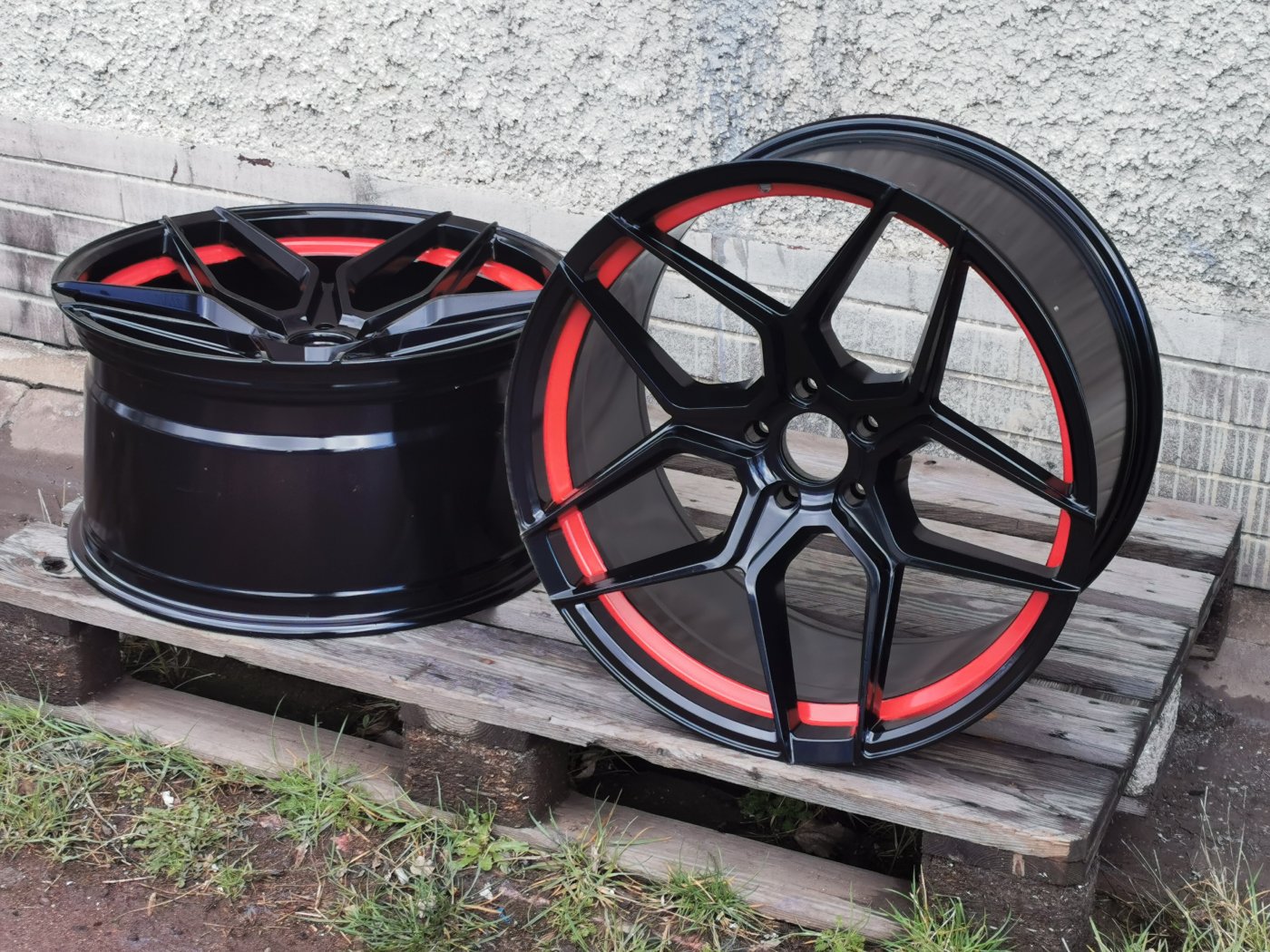 Reparatur schwarz und rot